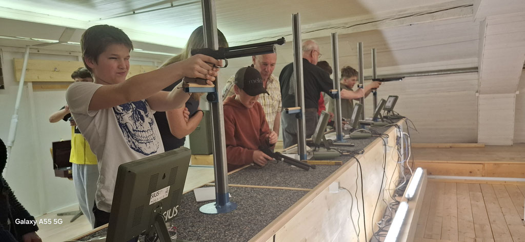 Einblick ins Luftpistolenschiessen